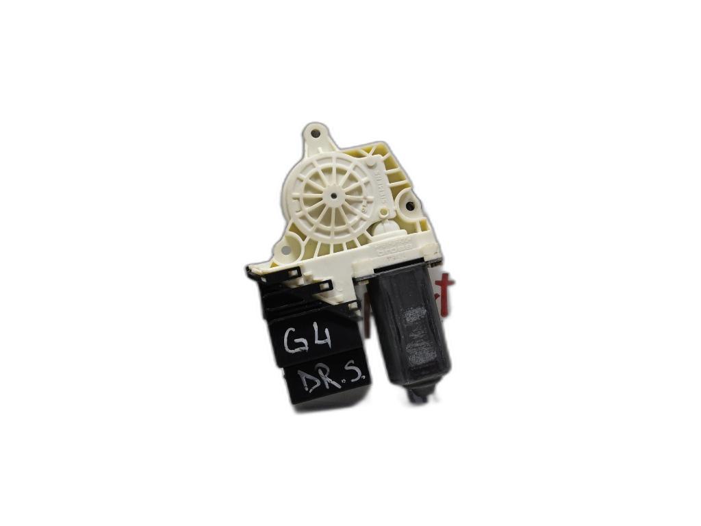 Motoras macara dreapta spate Volkswagen Bora 9776105407301 OEM 9776105407301