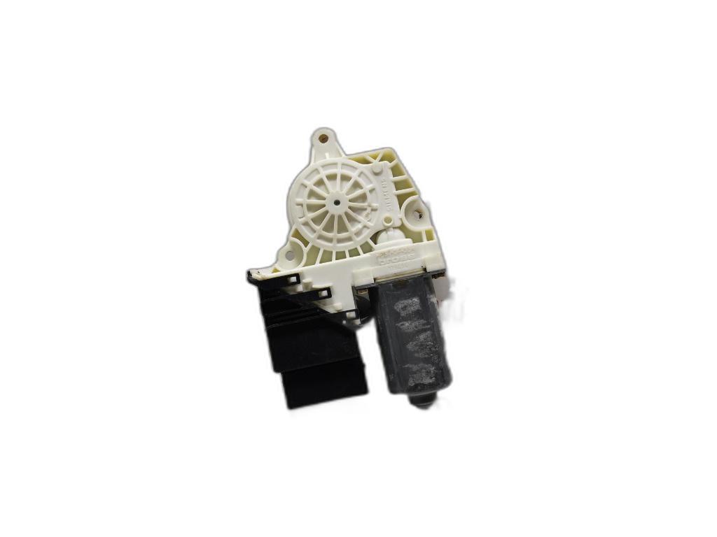 Motoras macara dreapta spate Volkswagen Golf 4 (1997-2005) 101438200 OEM 101438200