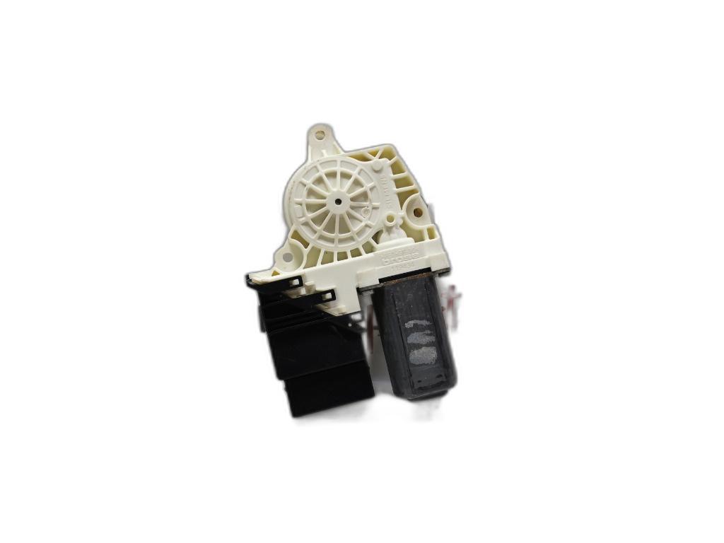 Motoras macara dreapta spate Volkswagen Jetta 3 (2005-2010) 993425200 OEM 993425200