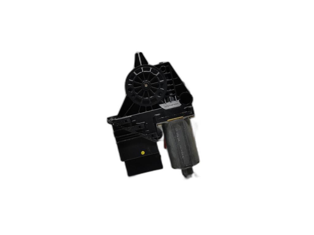 Motoras macara dreapta spate Volkswagen Passat B5 (1996-2005) 119100100 OEM 119100100