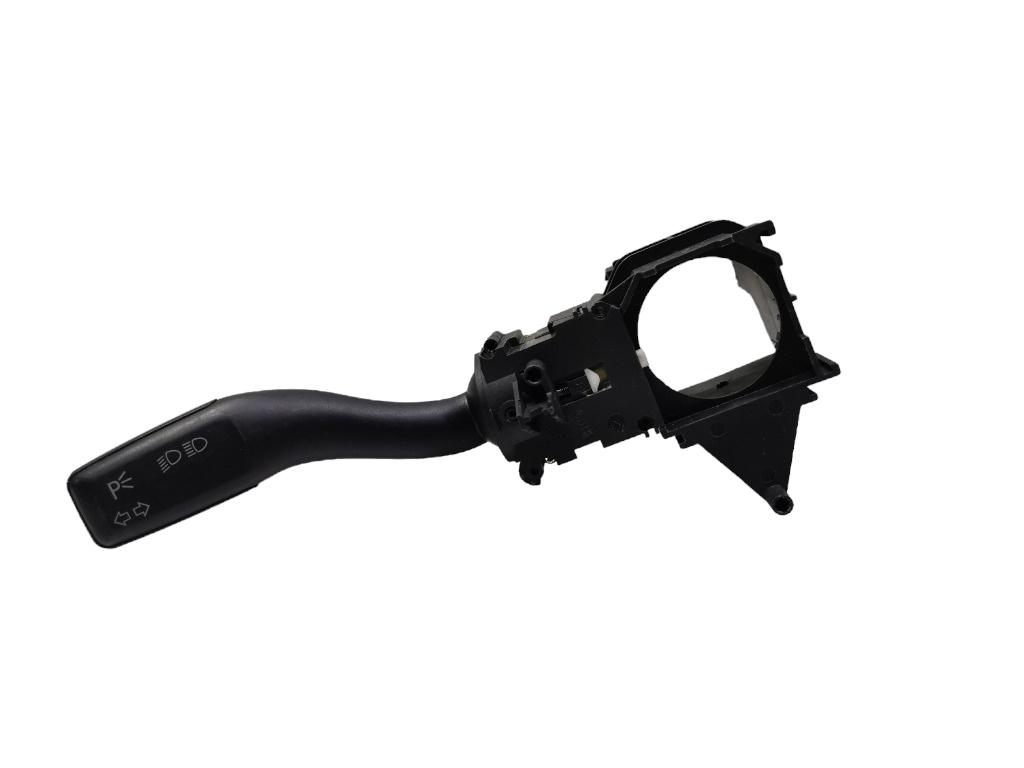 Maneta semnalizare Audi A4 (8EC B7) 4E0953513A OEM 4E0953513A