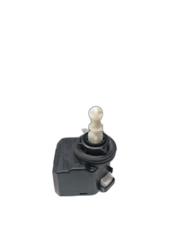 Motoras reglaj far Volkswagen Golf 6 (5K1) Hatchback 2011 1.4 TSI OEM HELLA- 008830-HLO