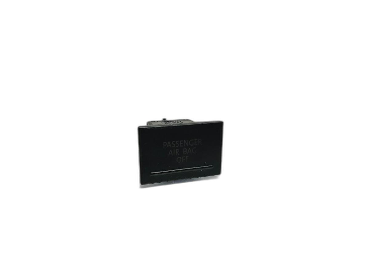 Buton airbag pasager VOLKSWAGEN TOUAREG (7LA, 7L6, 7L7) [ 2002 - 2013 ] OEM 7L6919235B