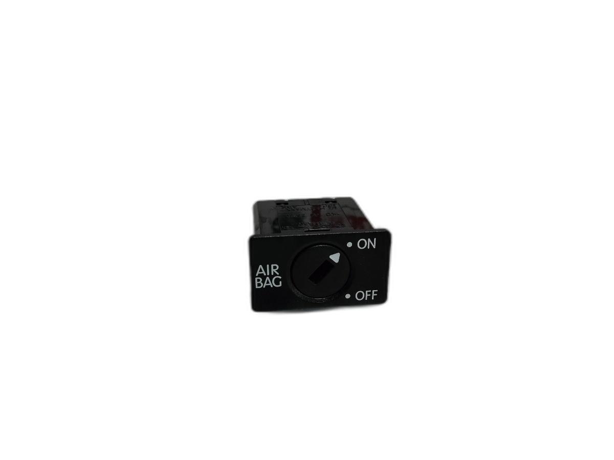 Buton airbag VOLKSWAGEN BORA (1J2) [ 1998 - 2013 ] TDI (AGR, ALH) 66KW|90HP VAG OEM 1K0919237C