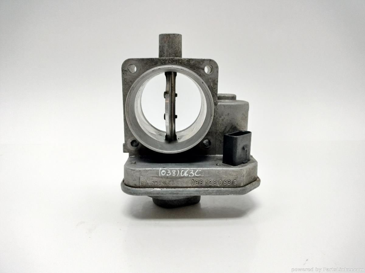 Clapeta acceleratie Volkswagen Bora 1.9 TDI AGP AQM (1998-2005) 038128063C OEM 038128063C