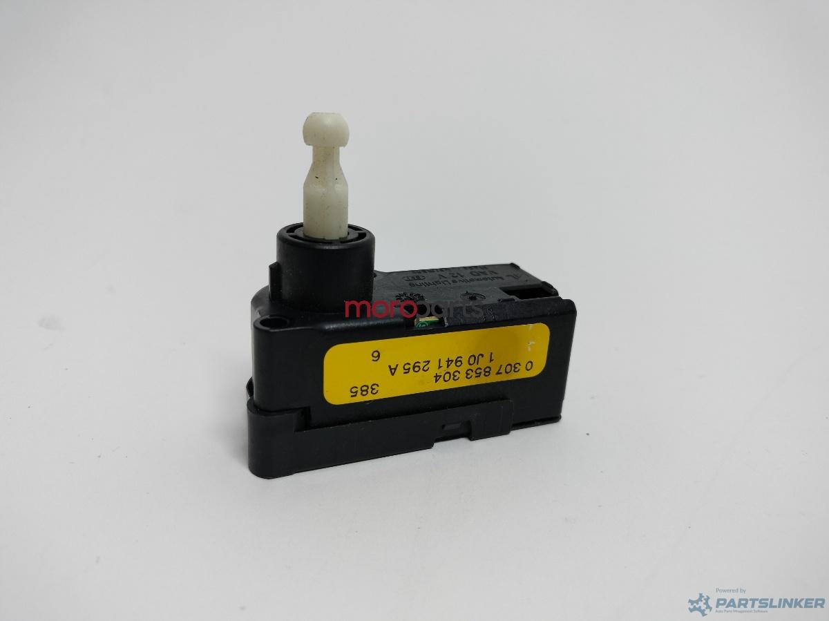 Motoras reglare far AUDI A3 II (8P1) [ 2003 - 2013 ] 1.6 (BGU, BSE, BSF) 75KW|102HP VAG 0 307 853 304 OEM 1J0941295A