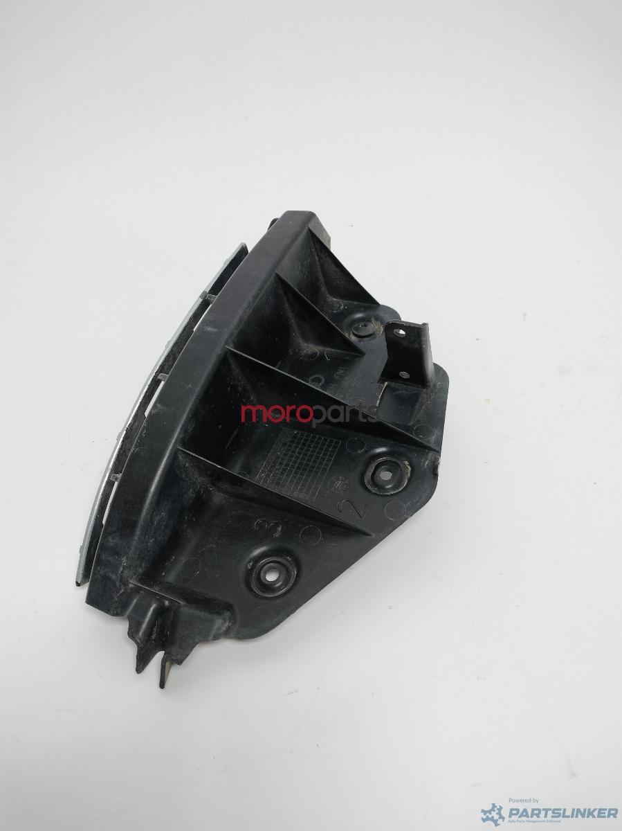 Suport bara stanga spate AUDI A3 II (8P1) [ 2003 - 2013 ] 1.6 (BGU, BSE, BSF) 75KW|102HP VAG OEM 8P3807393