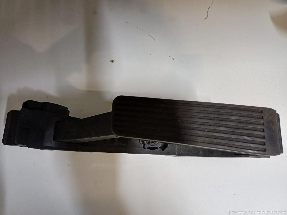 Pedala acceleratie MERCEDES-BENZ S-CLASS II (W221, C215) [ 2005 - 2013 ] OEM A2203000104