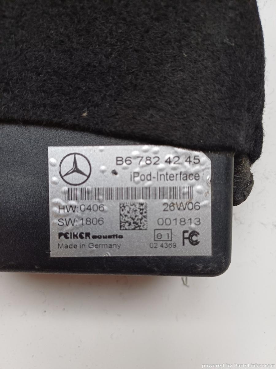 Interfata audio IPod MERCEDES-BENZ S-CLASS II (W221, C215) [ 2005 - 2013 ] OEM B67824245 – foto 2