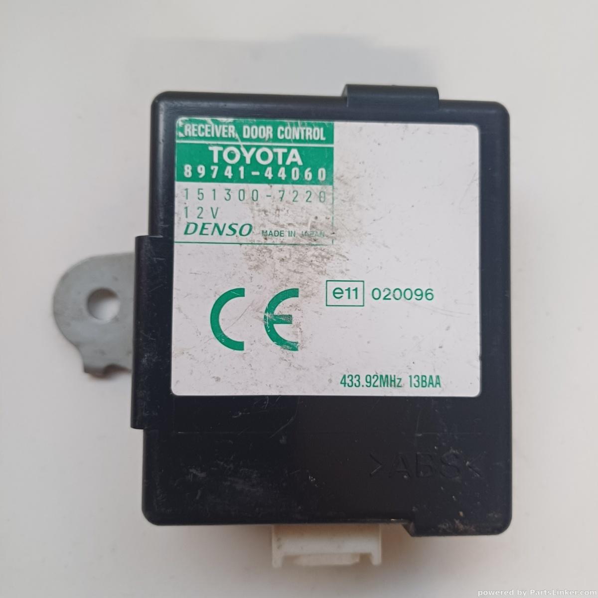 Modul inchidere centralizata TOYOTA AVENSIS VERSO (_M2_) [ 2001 - 2011 ] OEM 8974144060