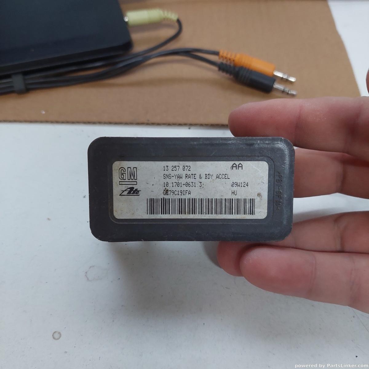 Senzor ESP OPEL ASTRA H (L48, A04) [ 2004 - 2014 ] OEM 13257072