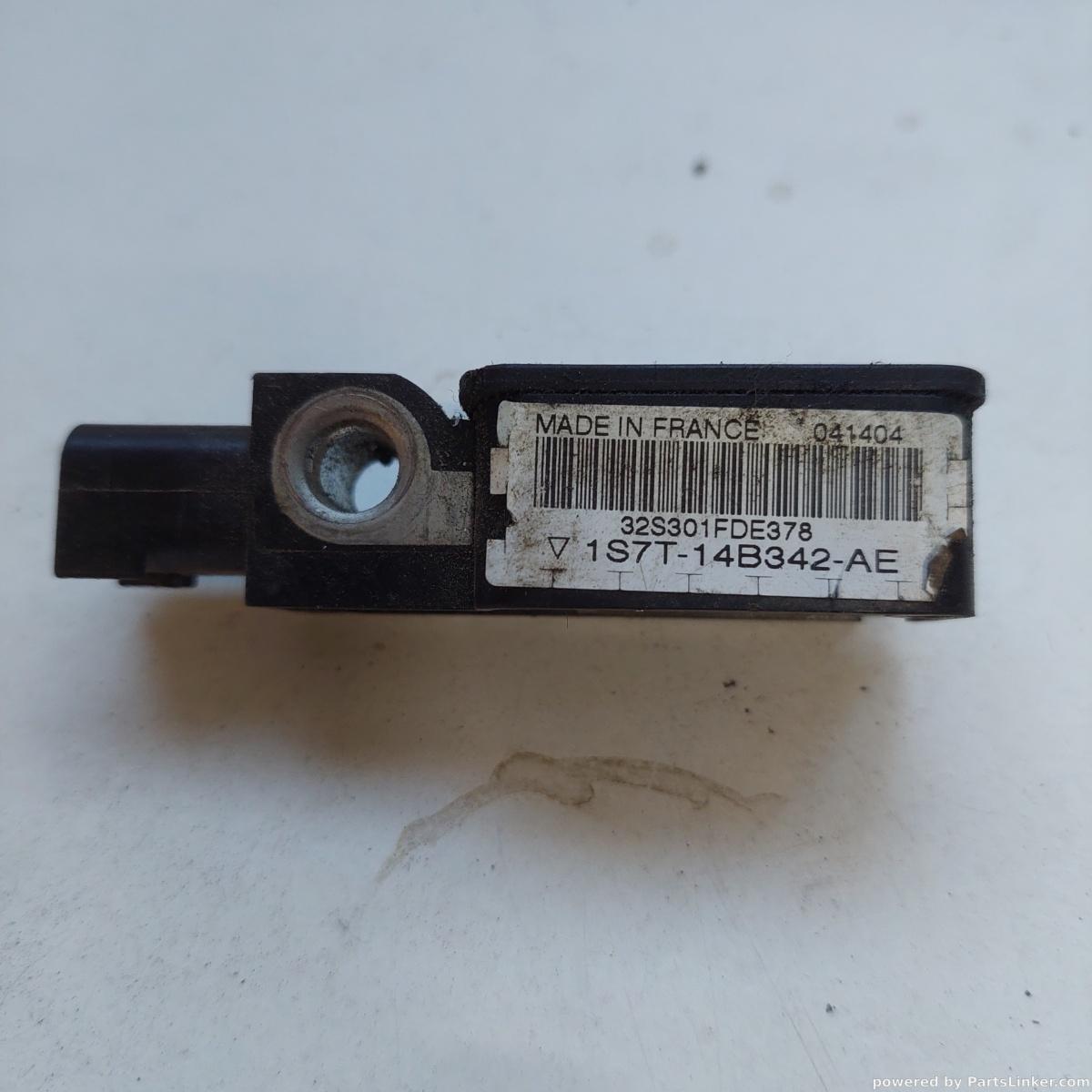 Senzor impact airbag FORD MONDEO III Saloon (B4Y) [ 2000 - 2007 ] OEM 1s7t14b342ae