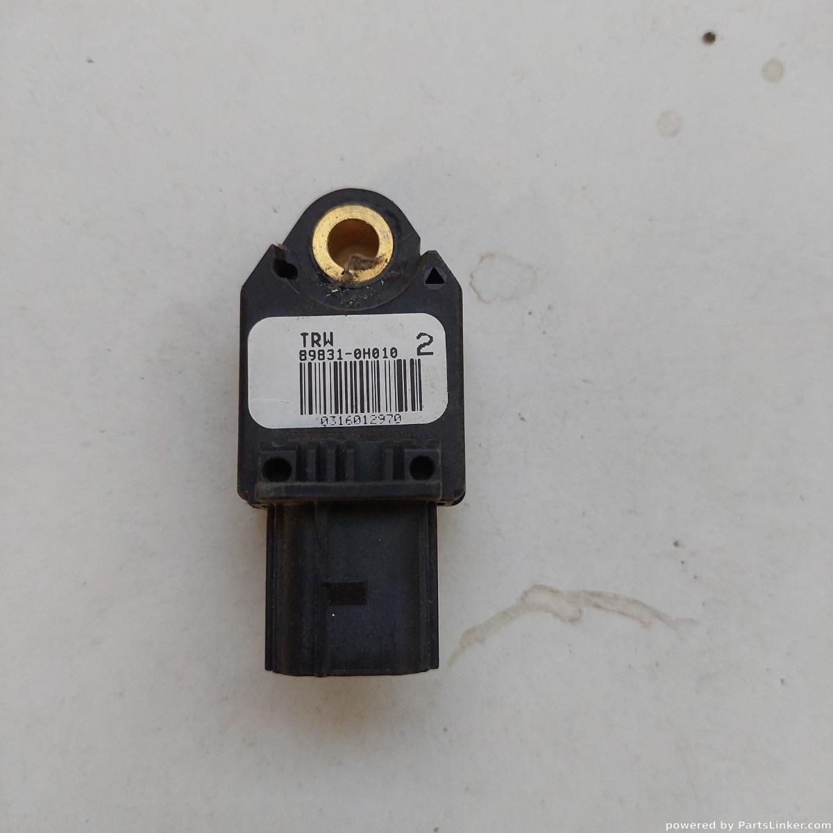 Senzor impact airbag TOYOTA AYGO (PAB4_, KGB4_) [ 2014 - > ] OEM 898310h010
