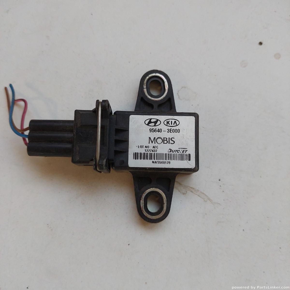 Senzor ESP KIA SORENTO I (JC) [ 2002 - > ] OEM 956403e000