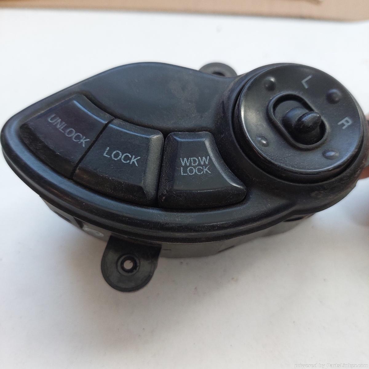Butoane geamuri electrice HYUNDAI SANTA FE I (SM) [ 2000 - 2006 ] OEM 9353026000