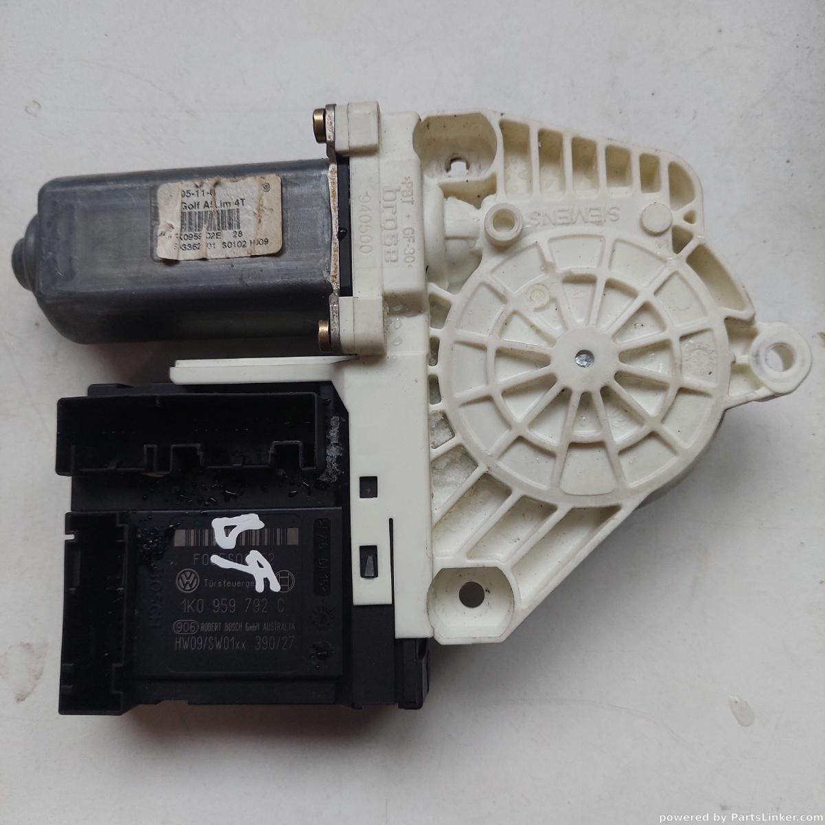 Motoras macara geam dreapta fata VOLKSWAGEN GOLF V (1K1) [ 2003 - 2009 ] OEM 1k0959792c