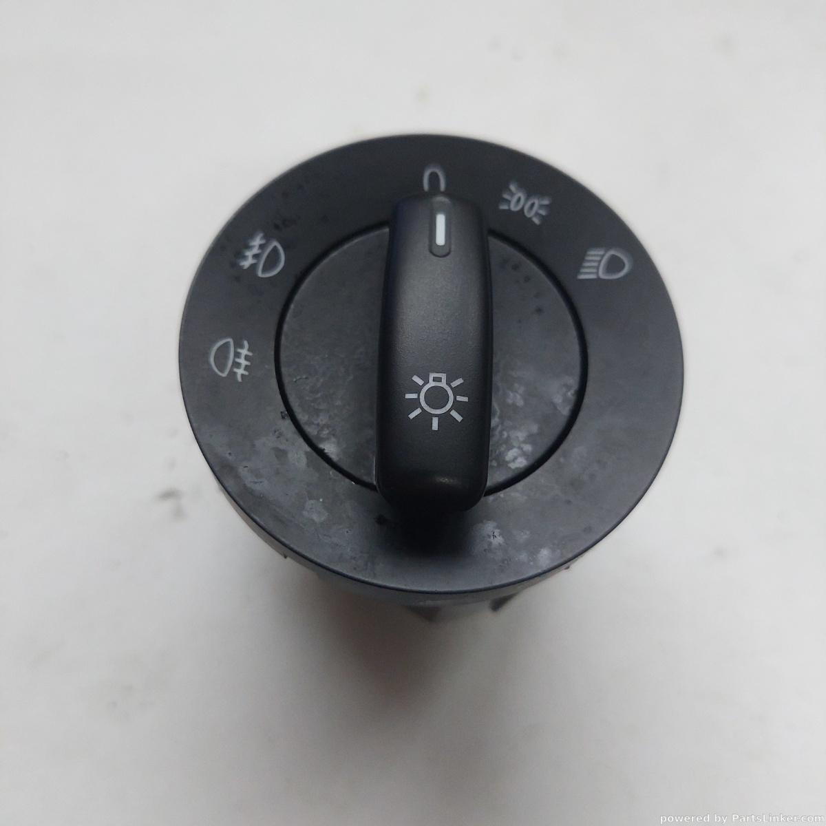 Comutator far VOLKSWAGEN GOLF V Variant (1K5) [ 2007 - 2009 ] OEM 461890006