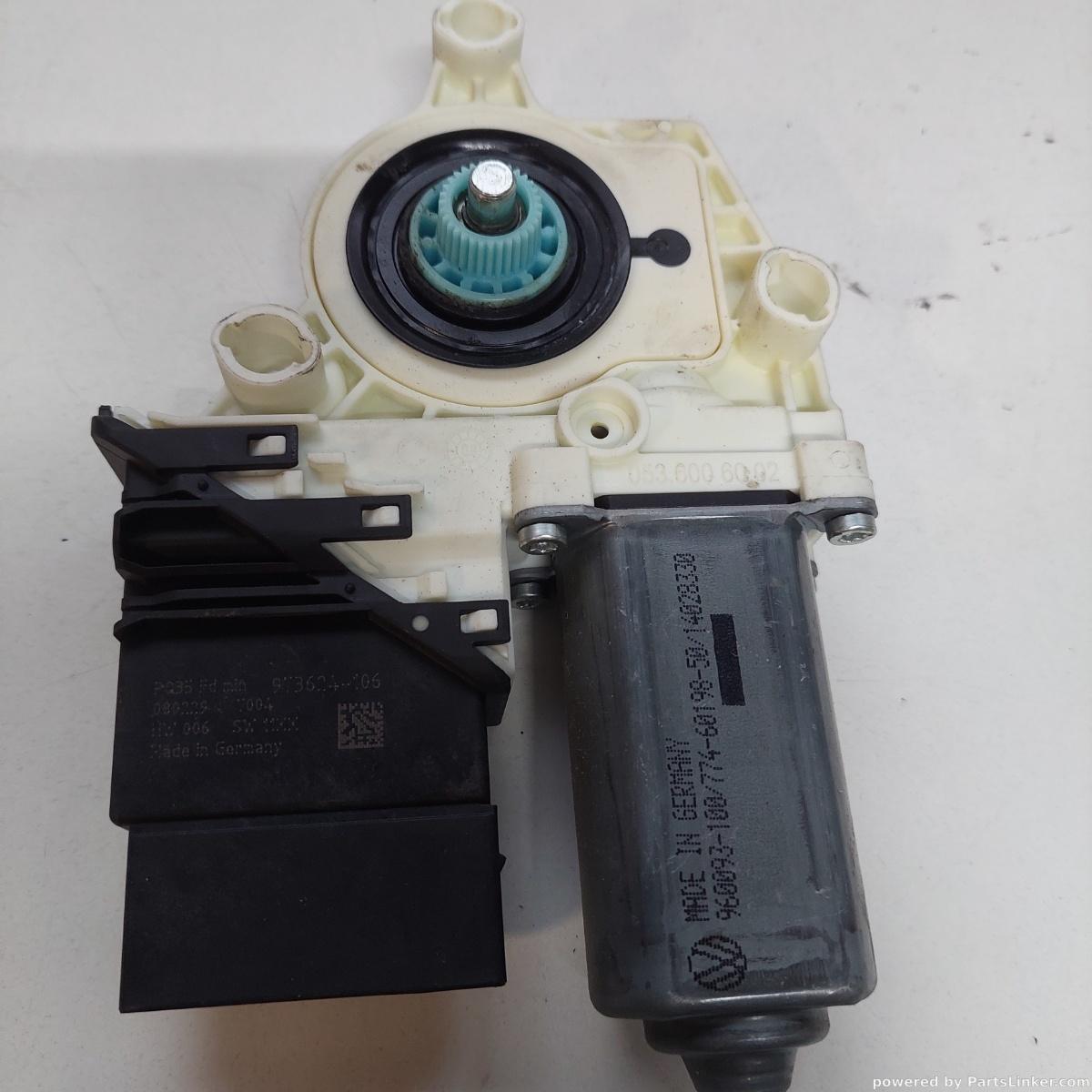 Motoras macara geam stanga spate VOLKSWAGEN PASSAT (3C2) [ 2005 - 2010 ] OEM 973624106