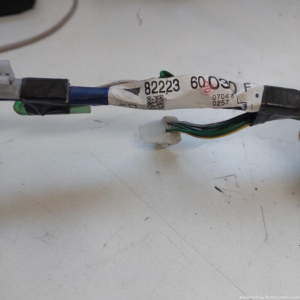 Butoane TOYOTA LAND CRUISER 150 (TRJ15_, KDJ15_, GRJ15_, GDJ15_) [ 2009  OEM 822236003f – foto 3