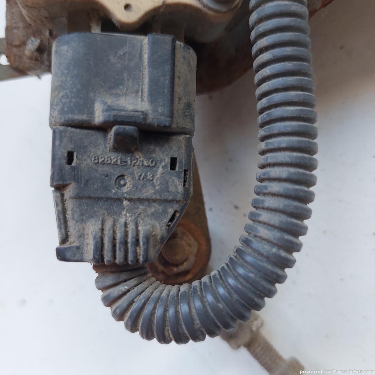 Senzor suspensie  stanga spate TOYOTA LAND CRUISER 150 (TRJ15_, KDJ15_, GRJ15_, GDJ15_) [ 2009  OEM 8282112430 – foto 2