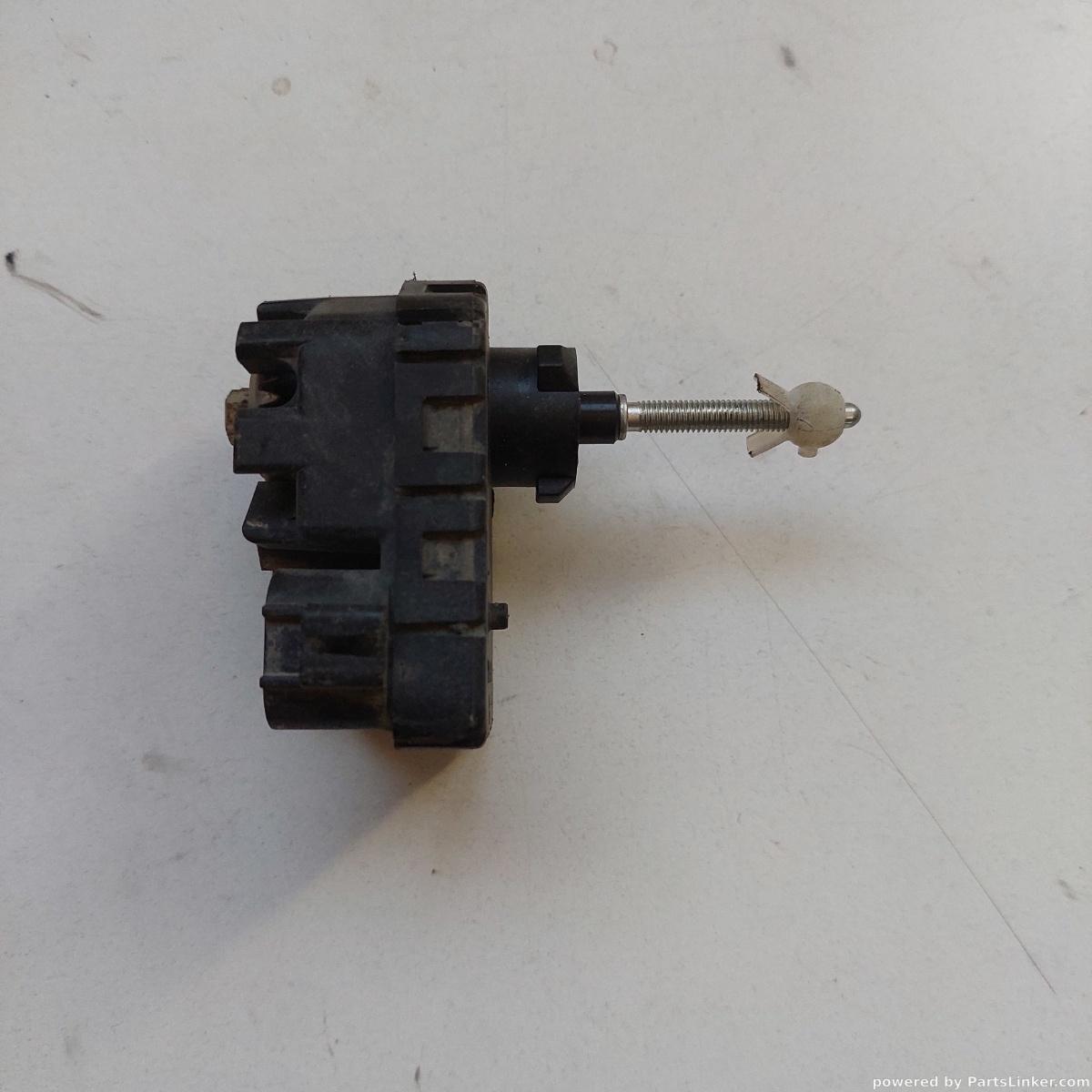 Motoras far dreapta fata TOYOTA LAND CRUISER 150 (TRJ15_, KDJ15_, GRJ15_, GDJ15_) [ 2009  OEM 838838t858 – foto 2