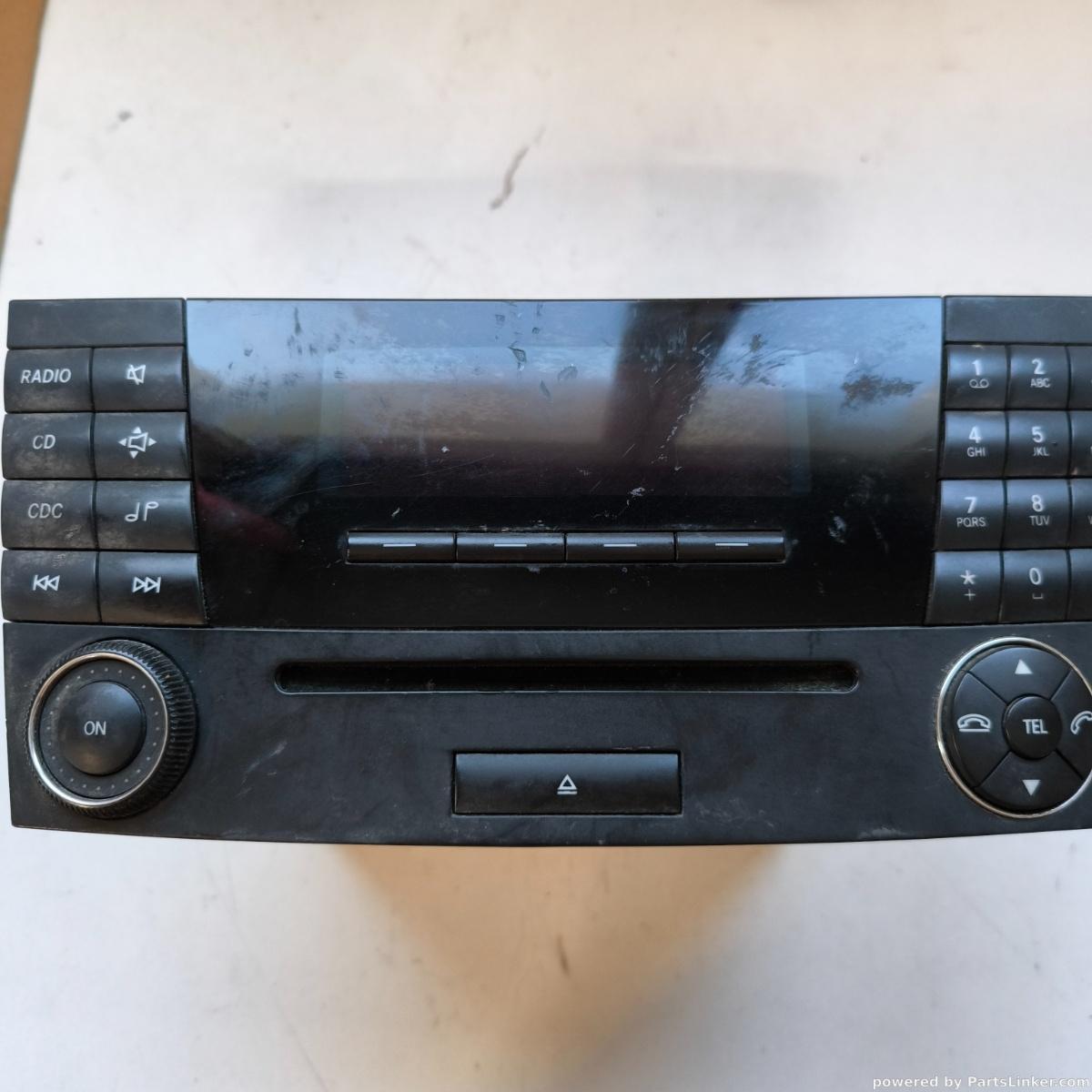 CD player auto MERCEDES-BENZ E-CLASS W211 2002 - 2009 A2118702189