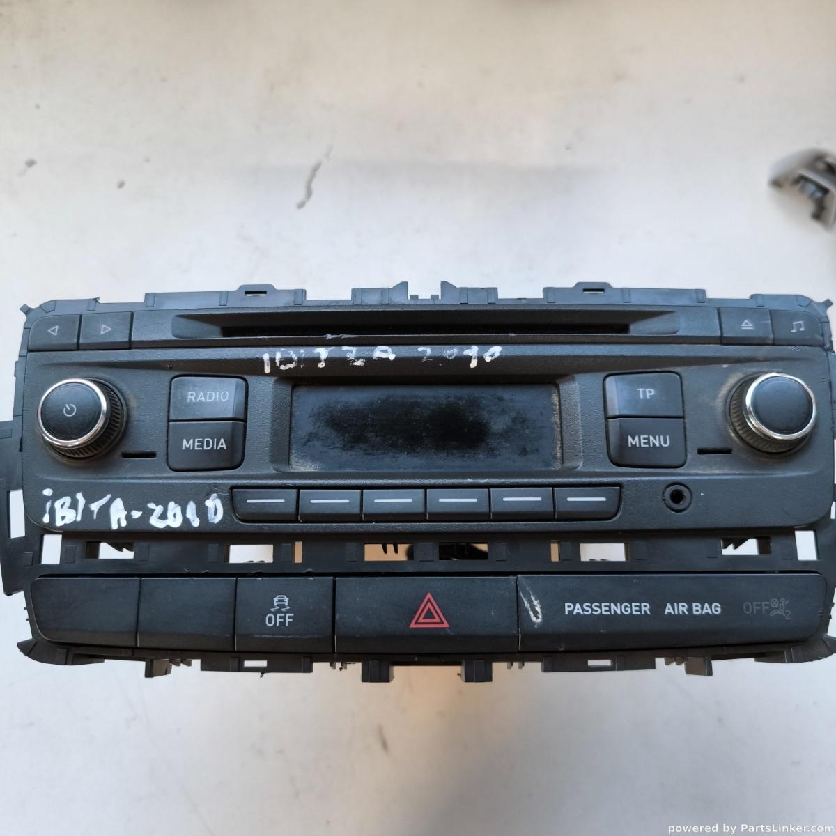CD player auto SEAT IBIZA V ST (6J8, 6P8) [ 2010 - > ] OEM 6j0035156