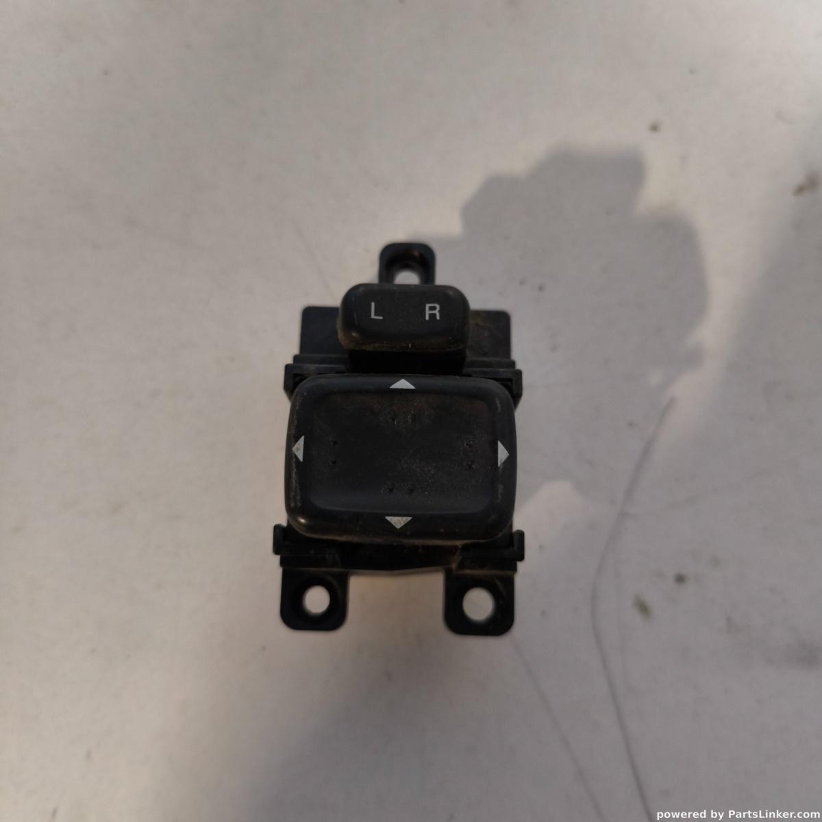 Buton reglaj oglinzi Mazda 6 2.0 diesel an 2004  OEM 183608