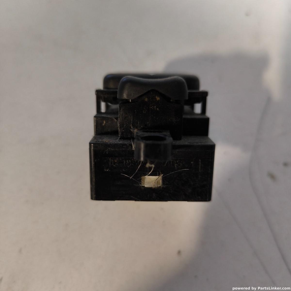 Buton reglaj oglinzi Mazda 6 2.0 diesel an 2004  OEM 183608 – foto 2