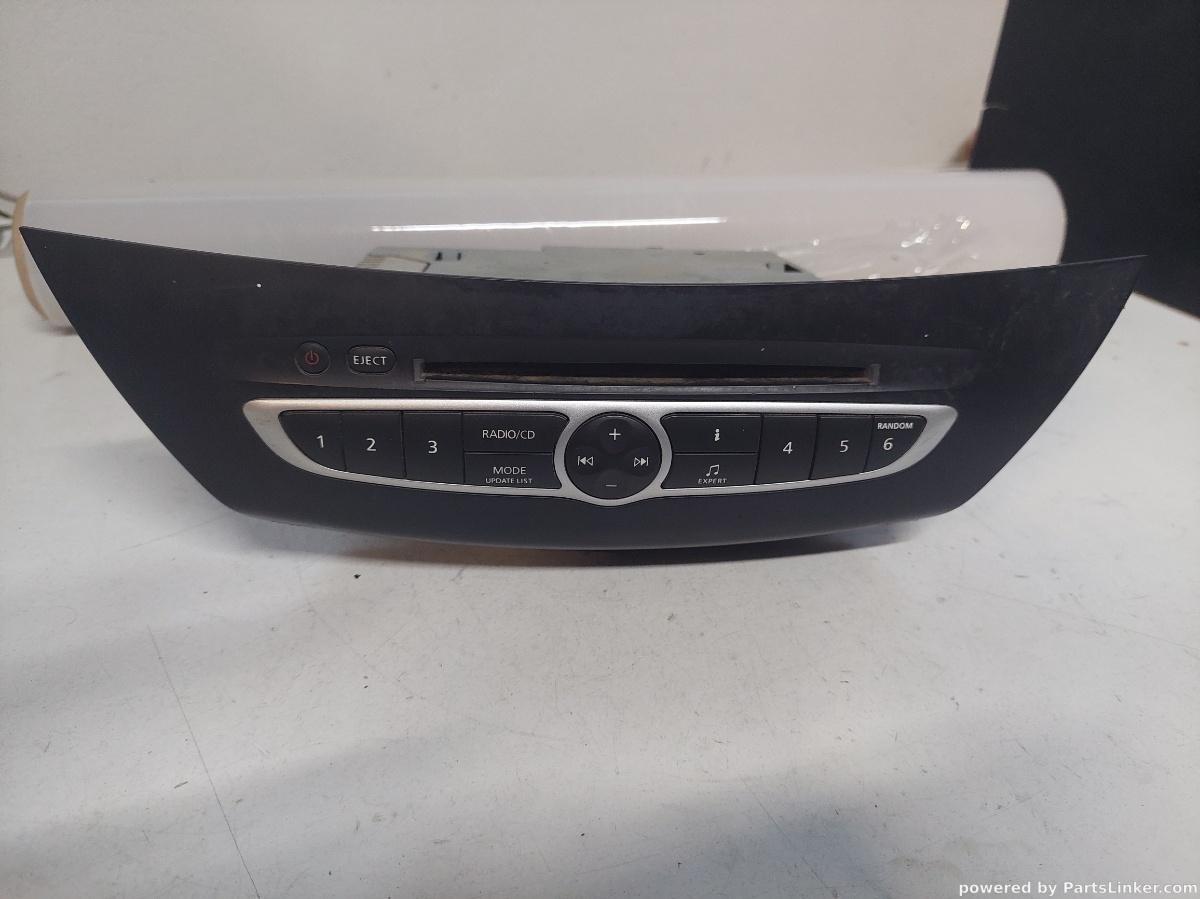 CD player auto RENAULT LAGUNA I (B56_, 556_) [ 1993 - 2002 ] OEM 281150013r