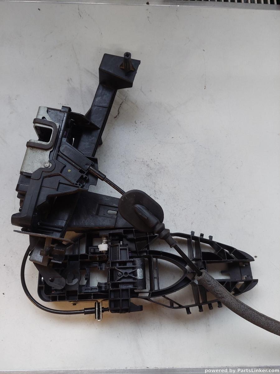 Broasca usa stanga fata FORD FIESTA Saloon 2010 -> 4725417205
