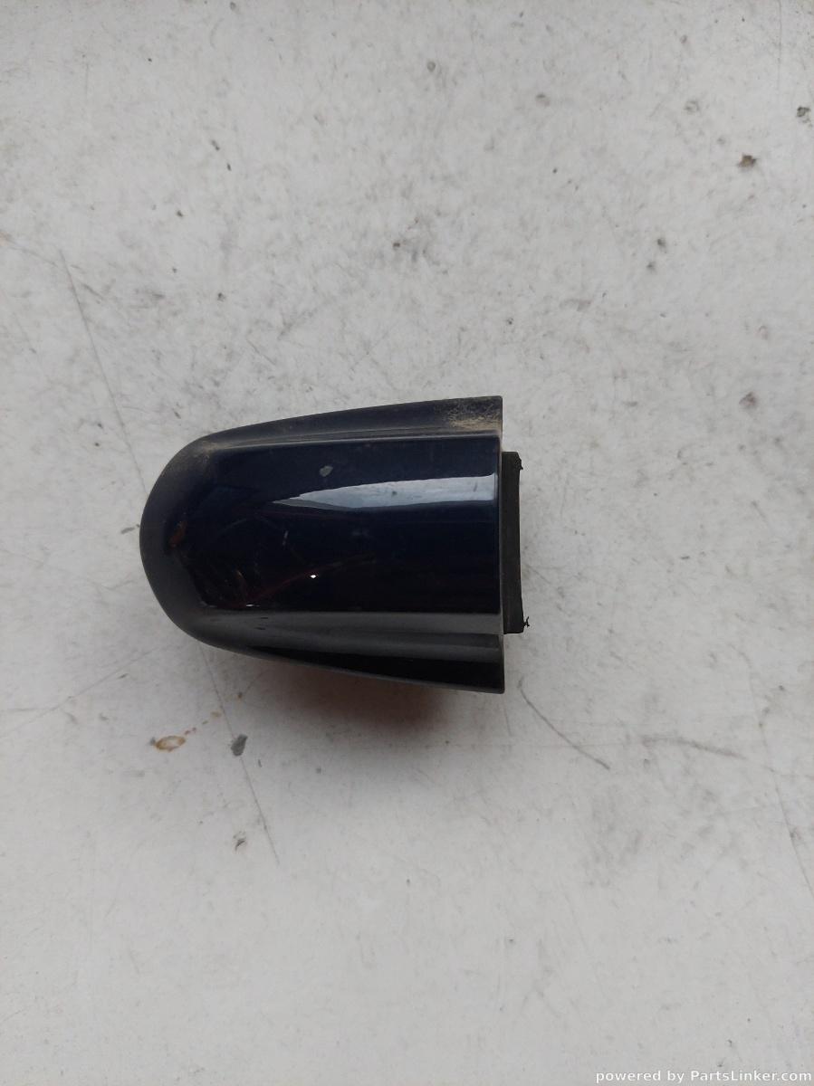 Maner usa dreapta fata FORD FIESTA Saloon [ 2010 - > ] OEM Ford fiesta 2019
