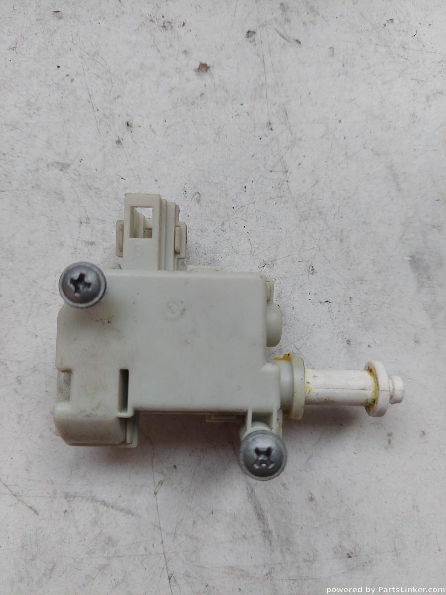 Motoras deschidere rezervor VOLKSWAGEN PASSAT CC (357) [ 2008 - 2012 ] OEM Passat cc – foto 2