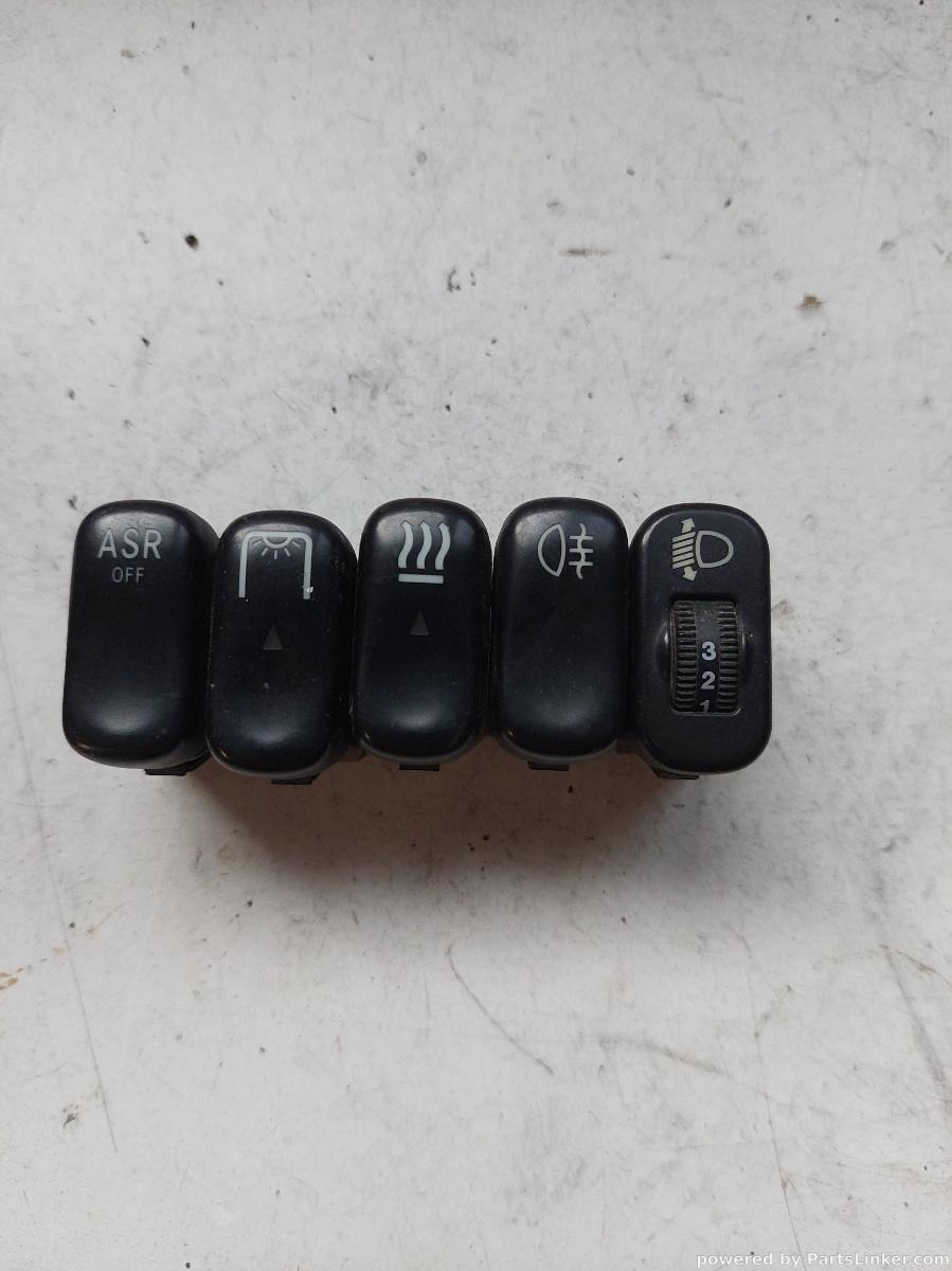 Butoane MERCEDES-BENZ SPRINTER (905) [ 1995 - > ] OEM Sprinter 1999-2006