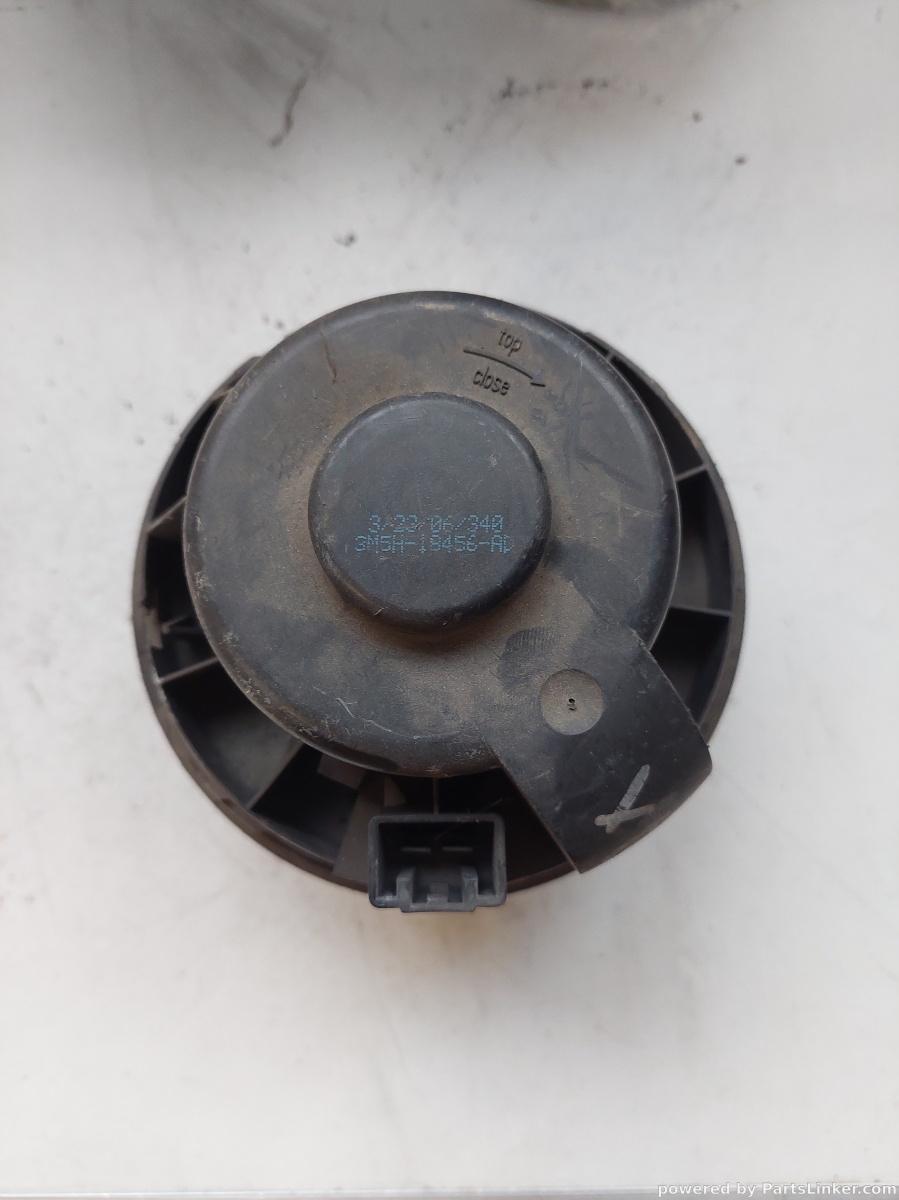 Aeroterma FORD KUGA I [ 2008 - 2012 ] OEM 3m5h18456ad