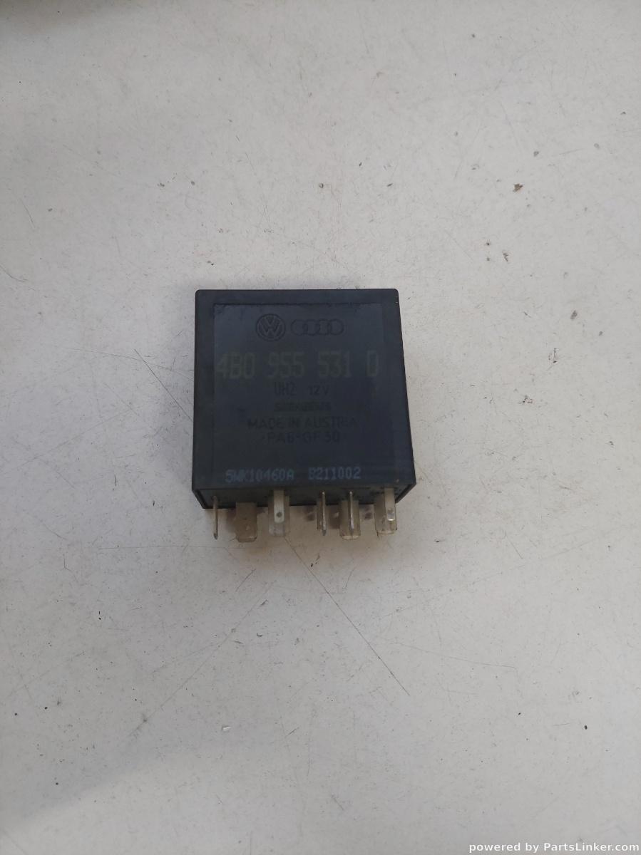 Releu stergator AUDI A2 (8Z0) [ 2000 - 2005 ] OEM 4b0955531d