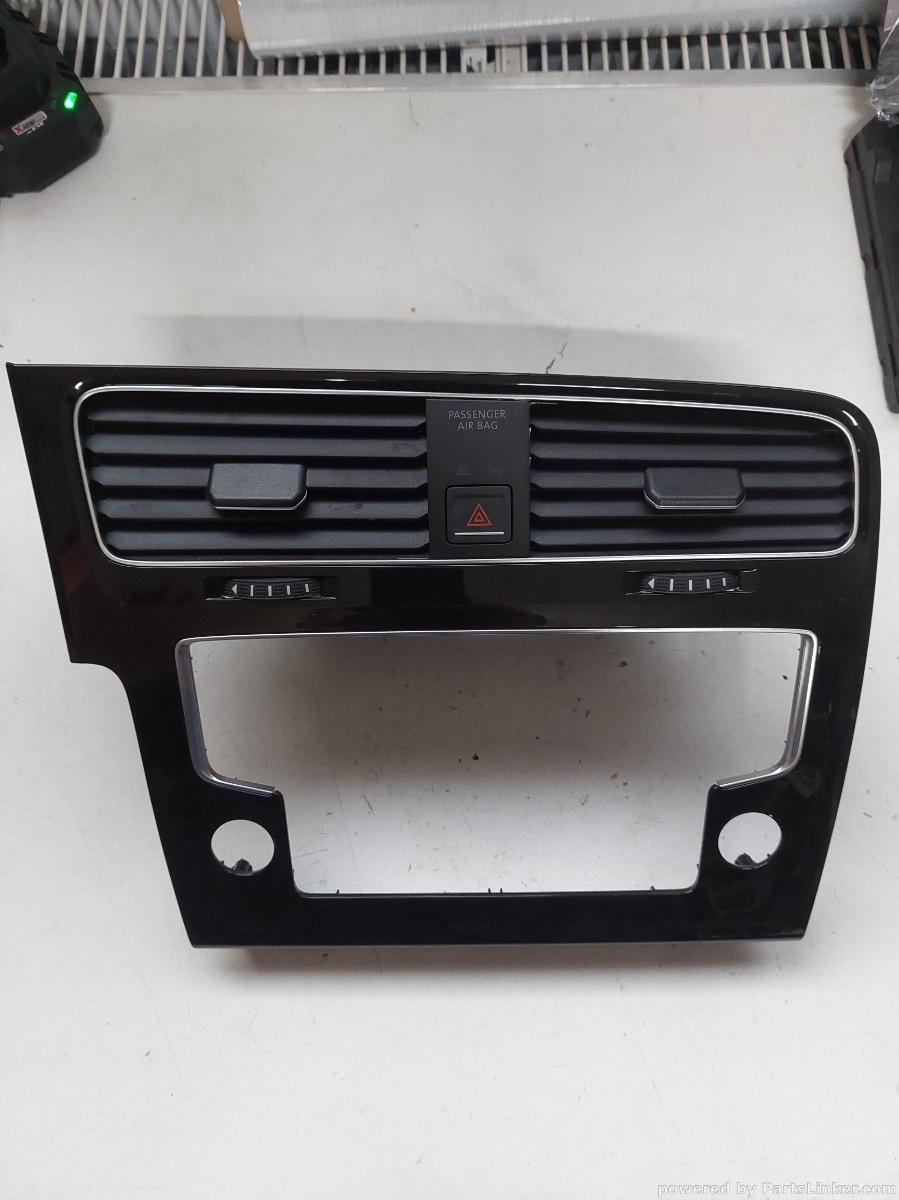 Guri ventilatie VOLKSWAGEN GOLF 7 Variant (BA5) [ 2013 - 2017 ] OEM 5g1815736