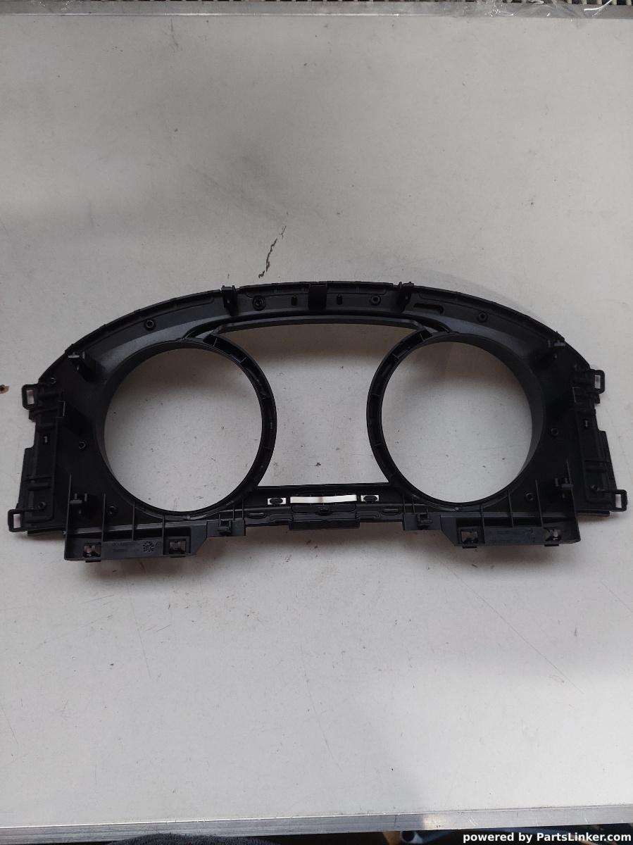 Rama ceasuri bord VOLKSWAGEN GOLF VAN VII Variant (BA5) [ 2013 - 2017 ] OEM 5g0857189 – foto 2