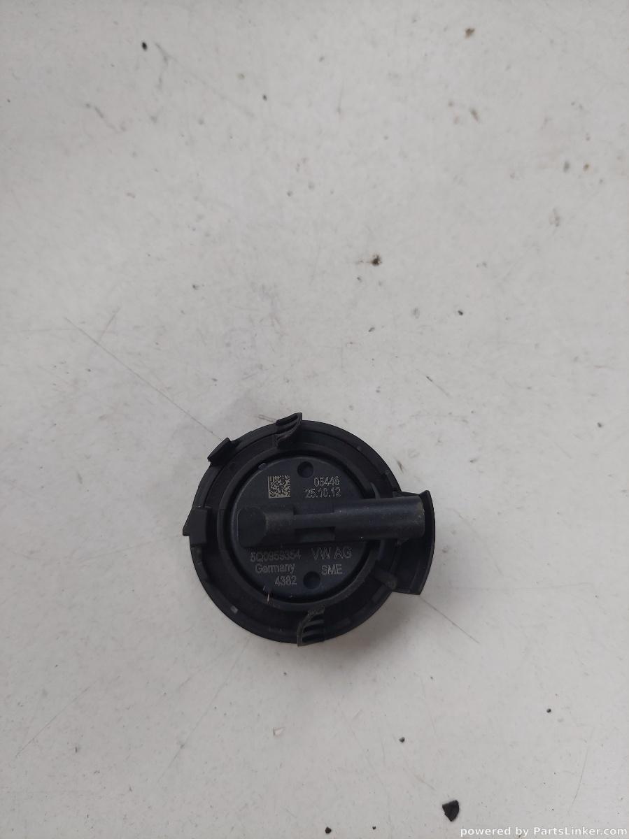 Senzor impact airbag dreapta fata VOLKSWAGEN GOLF 7 [ 2013 - 2017 ] OEM 5q0959354
