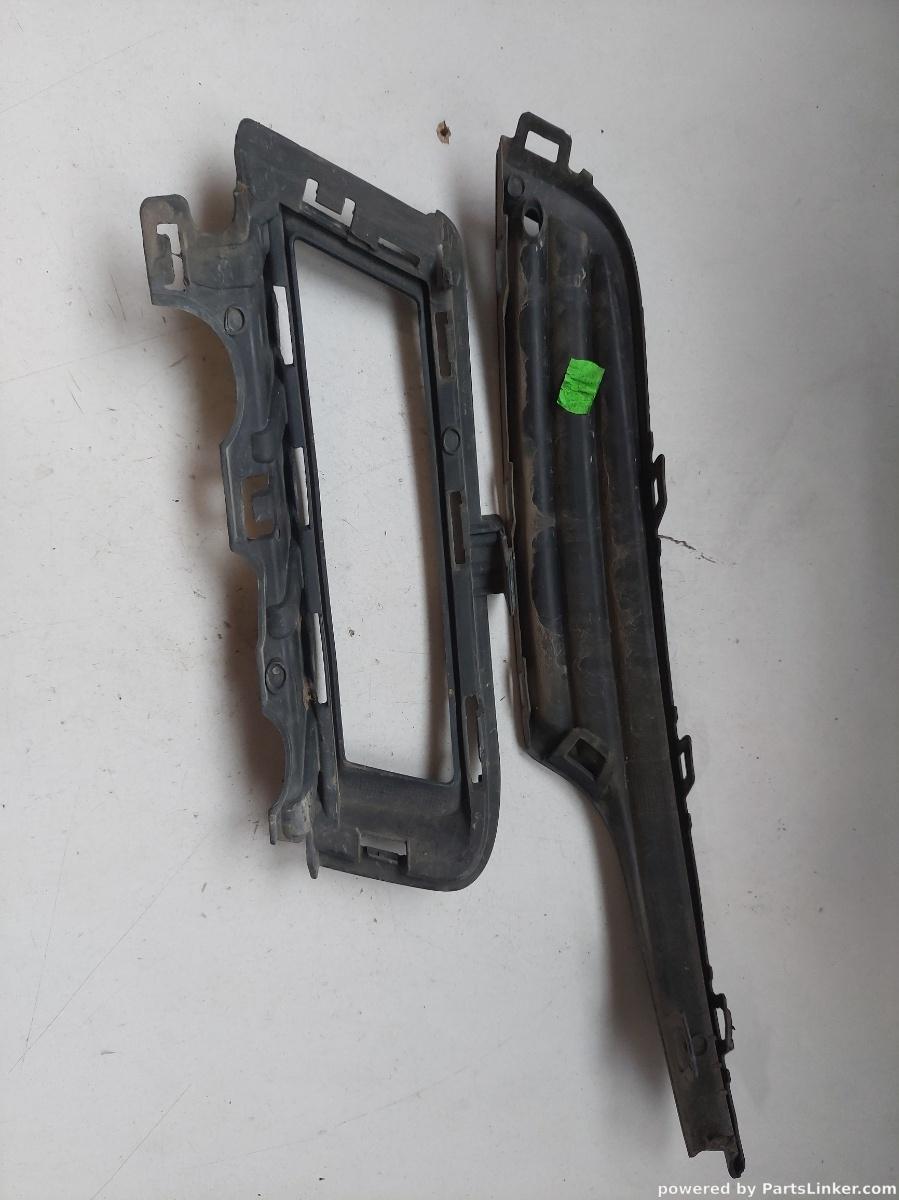 Grila bara dreapta fata VOLKSWAGEN GOLF 7 [ 2013 - 2017 ] OEM 5g0853212e – foto 2