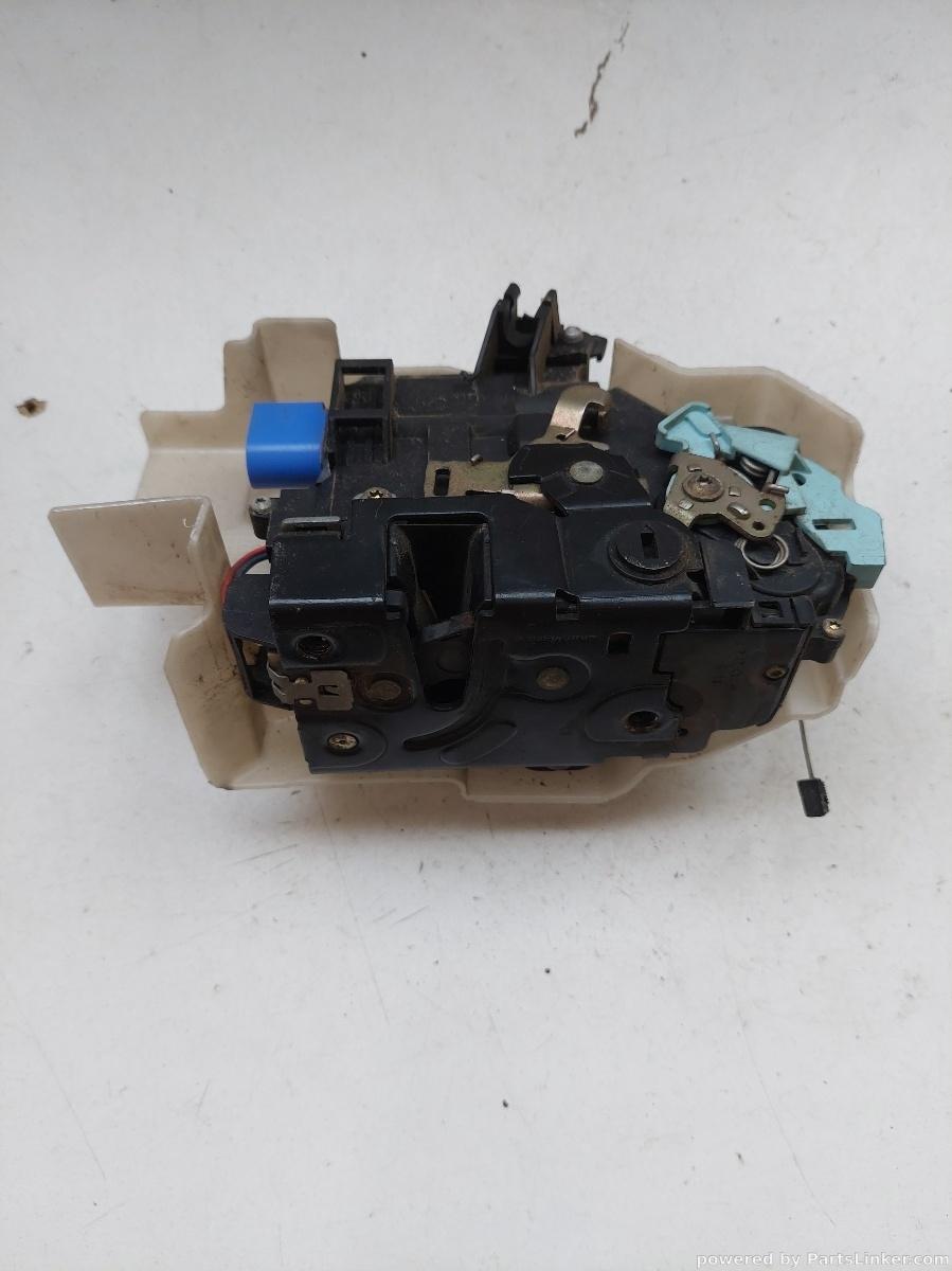 Broasca usa dreapta spate VOLKSWAGEN CADDY (6K9, 9E7, 9E9) [ 2002 - 2009 ] OEM 991610101 – foto 2