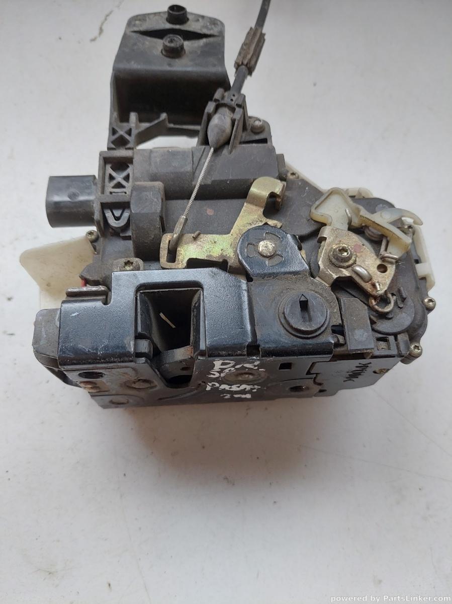 Broasca usa dreapta spate VOLKSWAGEN PASSAT (3B2) [ 1996 - 2001 ] OEM 117626 – foto 2