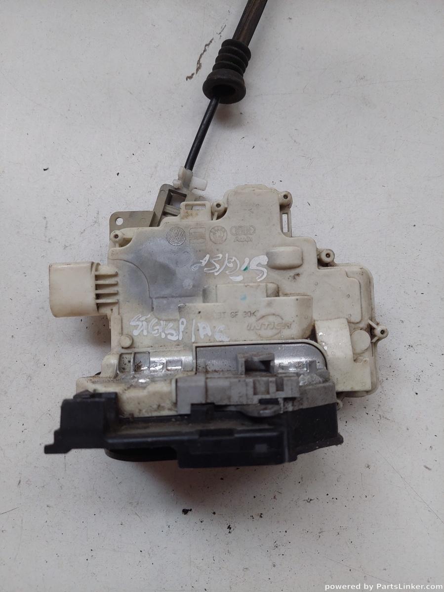 Broasca usa stanga spate VOLKSWAGEN PASSAT Variant (3B6) [ 2000 - 2005 ] OEM 3c4839085