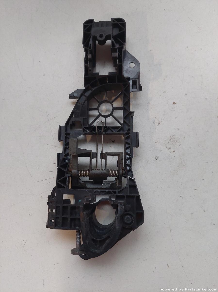 Broasca usa dreapta fata VOLKSWAGEN PASSAT Variant (3B6) [ 2000 - 2005 ] OEM 18056