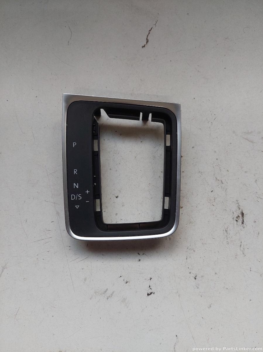 Grila Timoneri VOLKSWAGEN GOLF  7 (BA5) [ 2013 - 2017 ] OEM 5g1713203f