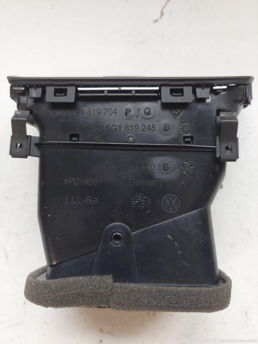 Guri ventilatie dreapta fata VOLKSWAGEN GOLF 7 [ 2013 - 2017 ] OEM 5g1819710b – foto 2