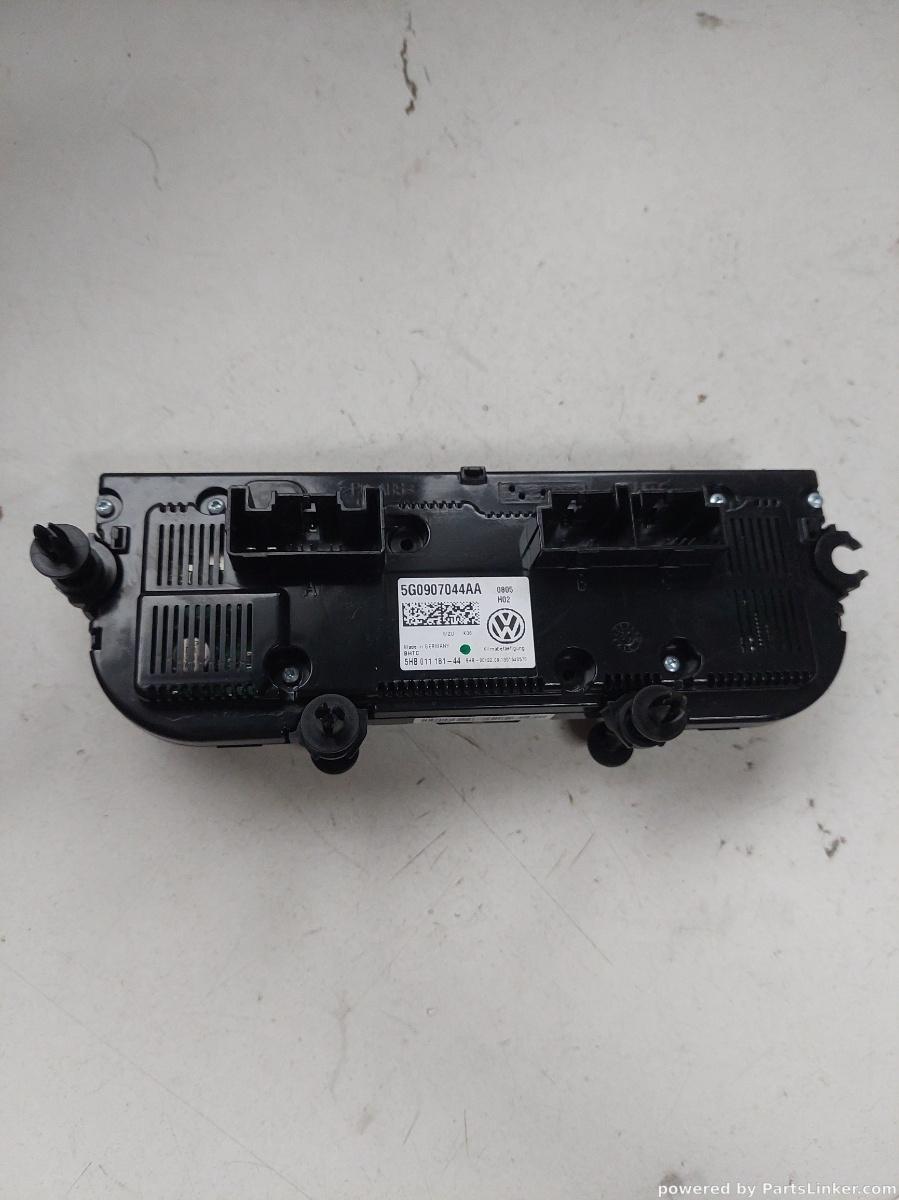 Panou comanda AC VOLKSWAGEN GOLF VII (5G1, BE1) [ 2012 - > ] OEM 5g0907044aa – foto 2