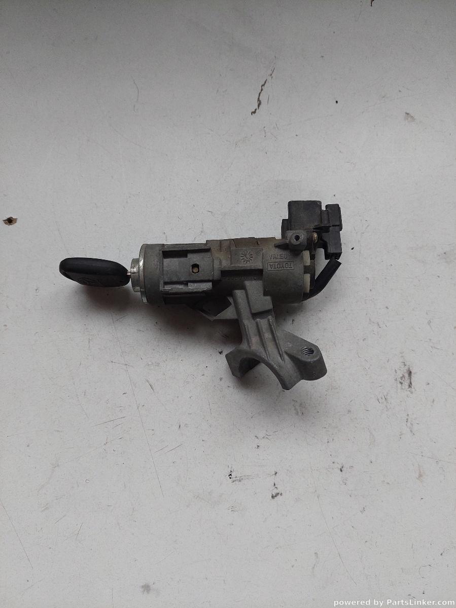 Contact cu cheie TOYOTA YARIS VERSO (_P2_) [ 1999 - 2005 ] OEM 450200d01