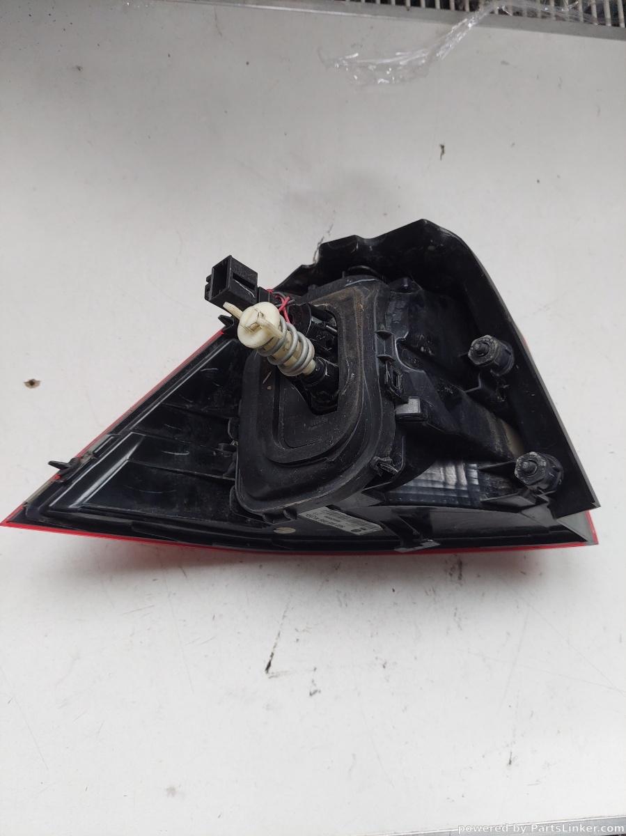 Lampa spate / stop dreapta spate VOLKSWAGEN GOLF 7 [ 2013 - 2017 ] OEM 5g0945096m – foto 2