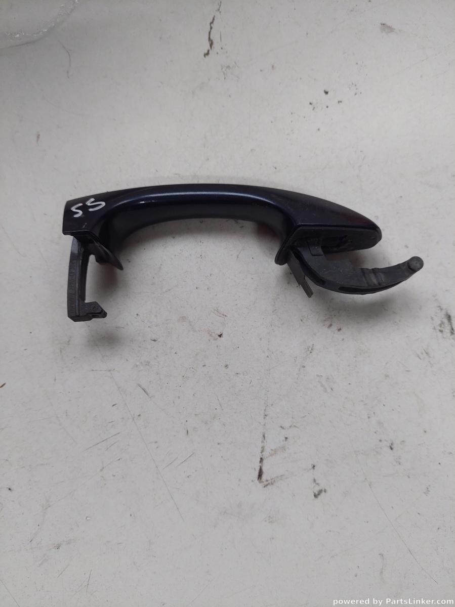 Maner + capac butuc USA stanga fata VOLKSWAGEN GOLF VII 5G1, BE1 2012 -> , VOLKSWAGEN GOLF VAN VII Variant BA5 2013 - 2017 5g0837205